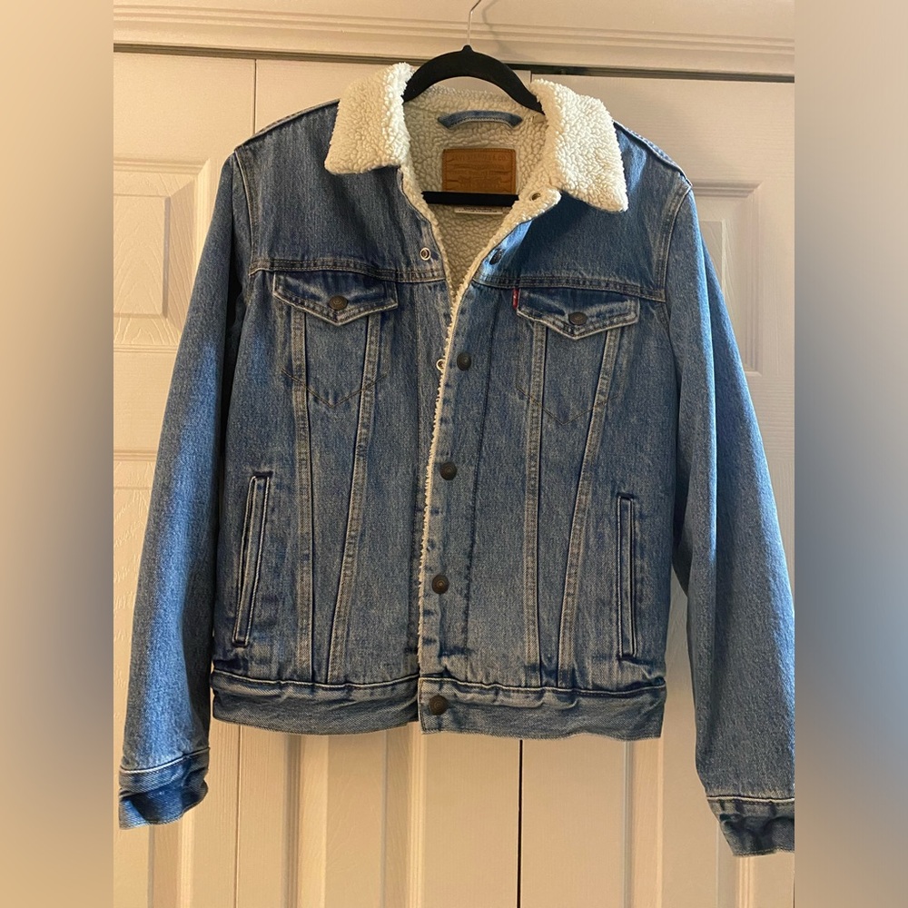 Levi’s Original Denim Sherpa Lined Trucker Jacket - size Small